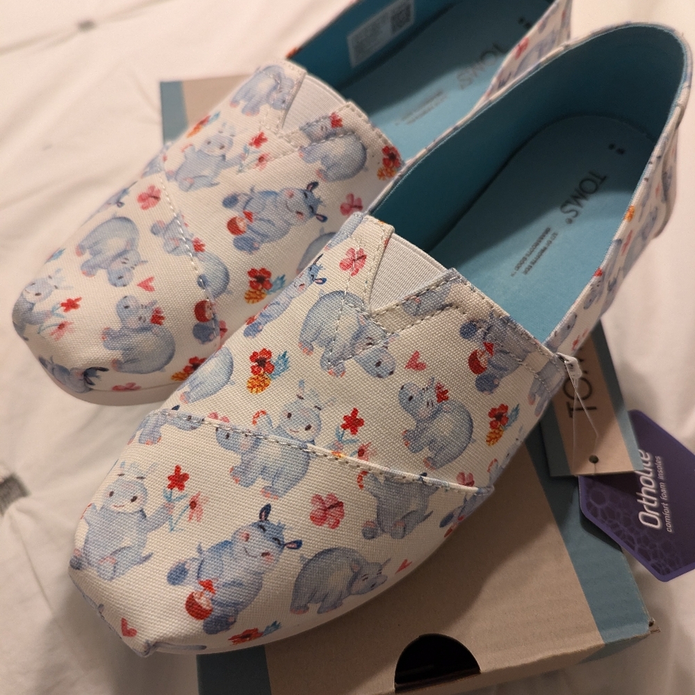 NIB Toms Summer Hippo Slip On Shoes